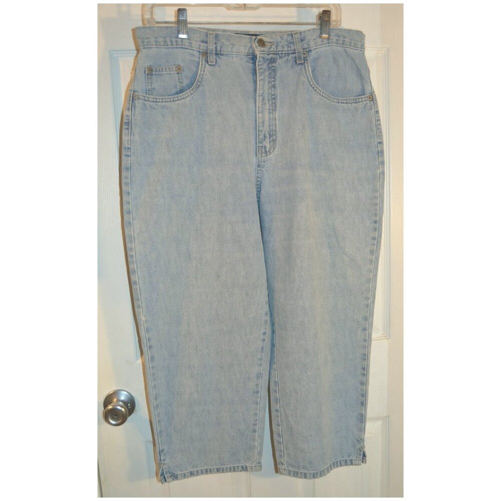 Halston Jeanswear Women's Blue Jeans Size 12 Capri Length Wide Leg PT1209